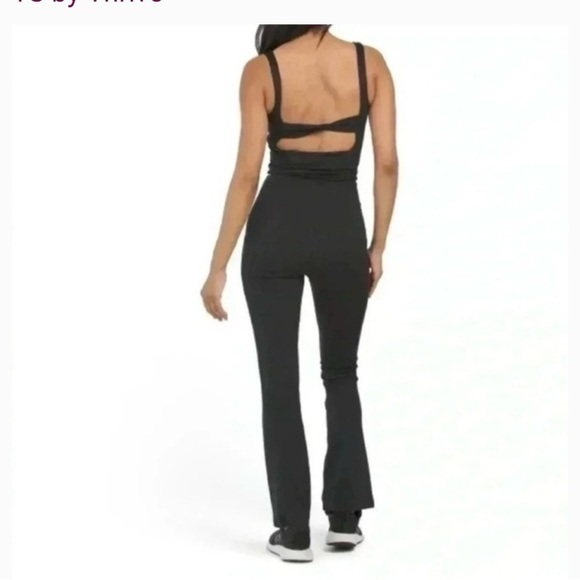 NWT Chic Black Sleeveless Jumpsuit - Picture 8 of 8